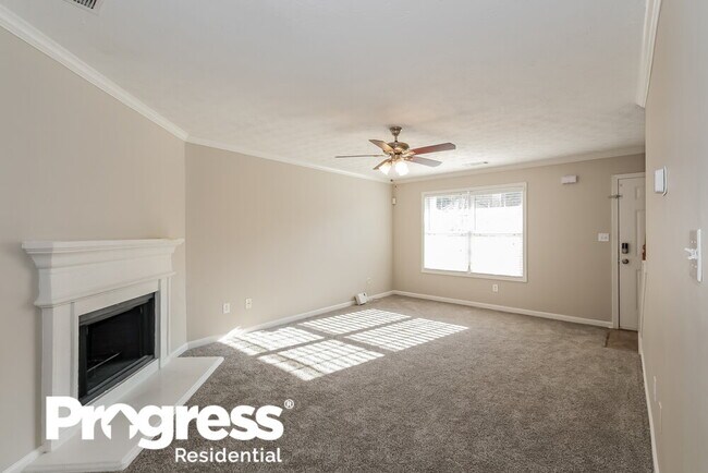 Foto del edificio - 6756 Fairfax Ct