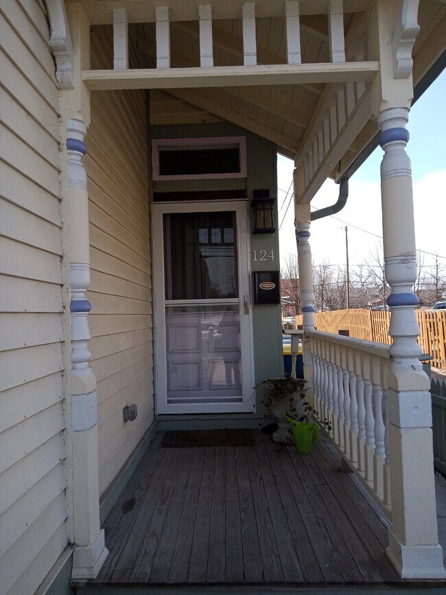 Entrance- security lighting comes on for the entire building at dusk! - 124 N Oriental St