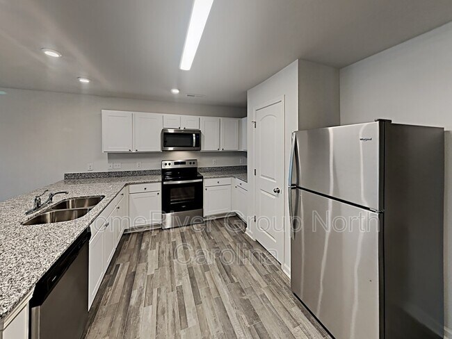 Foto del edificio - 2471 Heritage View Ln