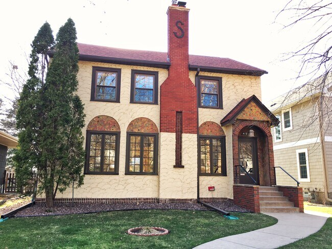Front of house - 419 Woodlawn Avenue