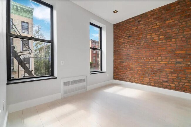Foto del edificio - 248 Mott St