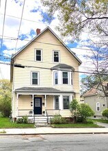 Building Photo - 65 Kirtland St