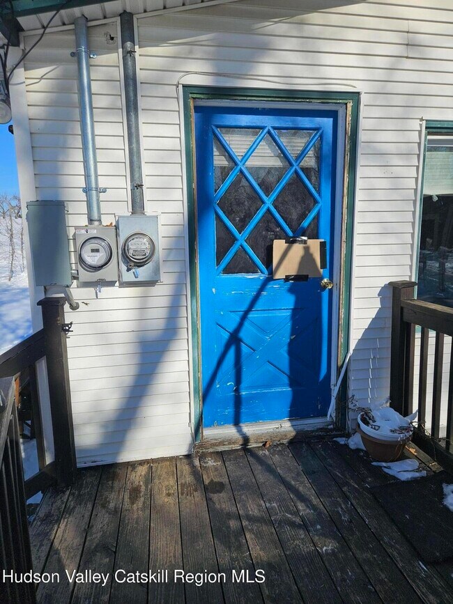 Foto del edificio - 477 Lattintown Rd