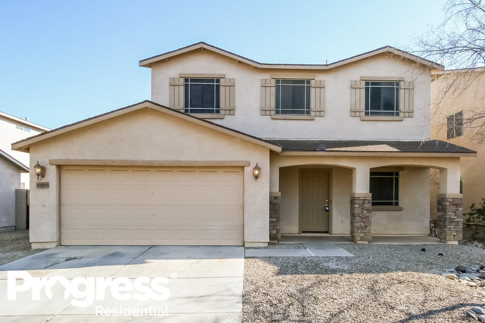 Primary Photo - 40689 N Glen Meadows Ln