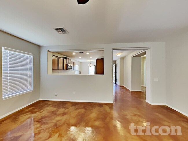 Foto del edificio - 43683 W Arizona Ave