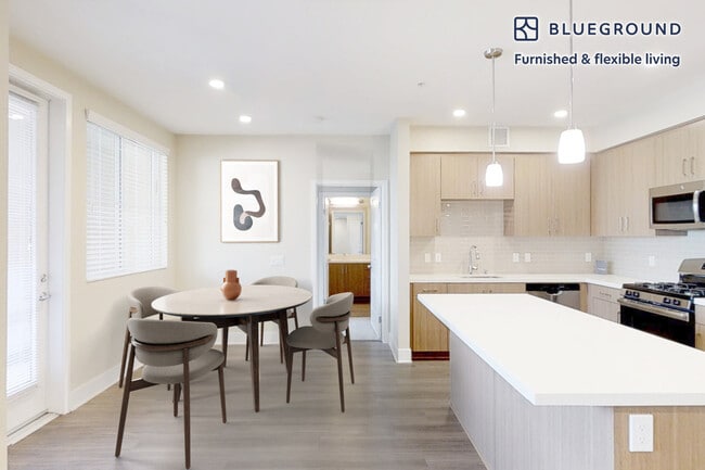 Foto del edificio - 5685 Park Dr