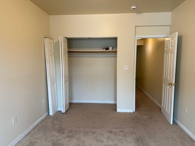 Master bedroom closet - 906 Whitelock St