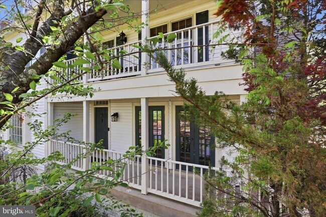 Foto del edificio - 12845 Mill Brook Ct