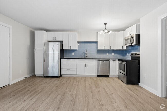 1 dormitorio, 1 baño - 650 pies cuadrados - Comedor - 501 Branard St