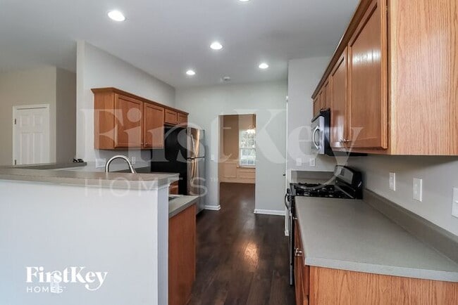 Building Photo - 314 Tuggle Ct