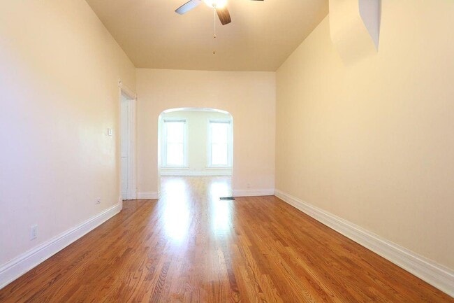 Building Photo - 2143 W Bowler St