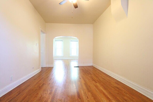 Foto del edificio - 2143 W Bowler St