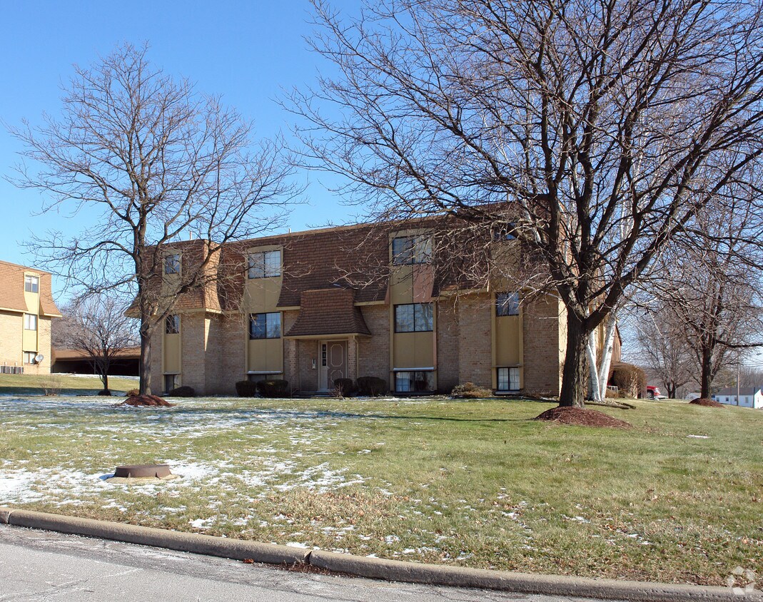 Primary Photo - 6385 Catawba Dr