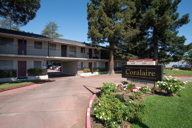 Foto del edificio - Coralaire Apartments