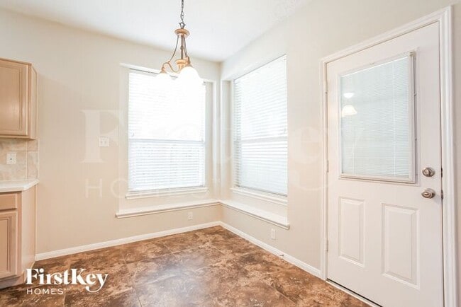Foto del edificio - 4123 Heart Grove Dr