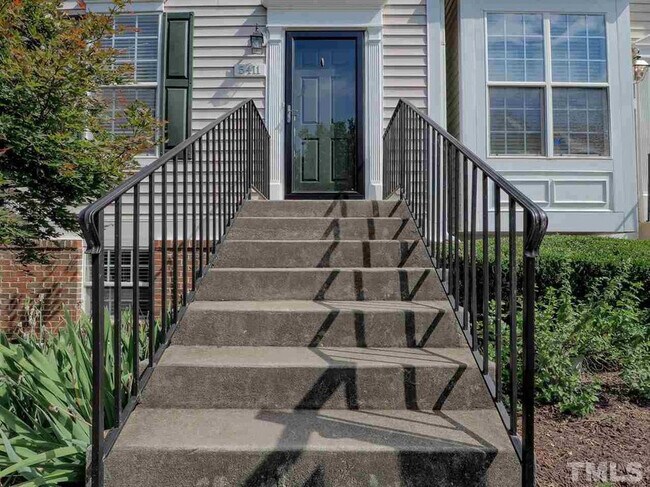Building Photo - 5411 Vista View Ct