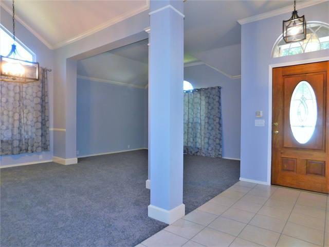 Building Photo - 828 Abbots Ln