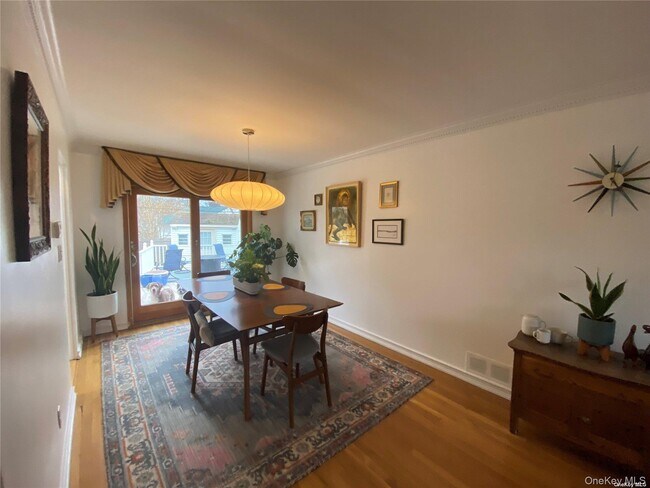 Foto del edificio - 23 Duncan Ln