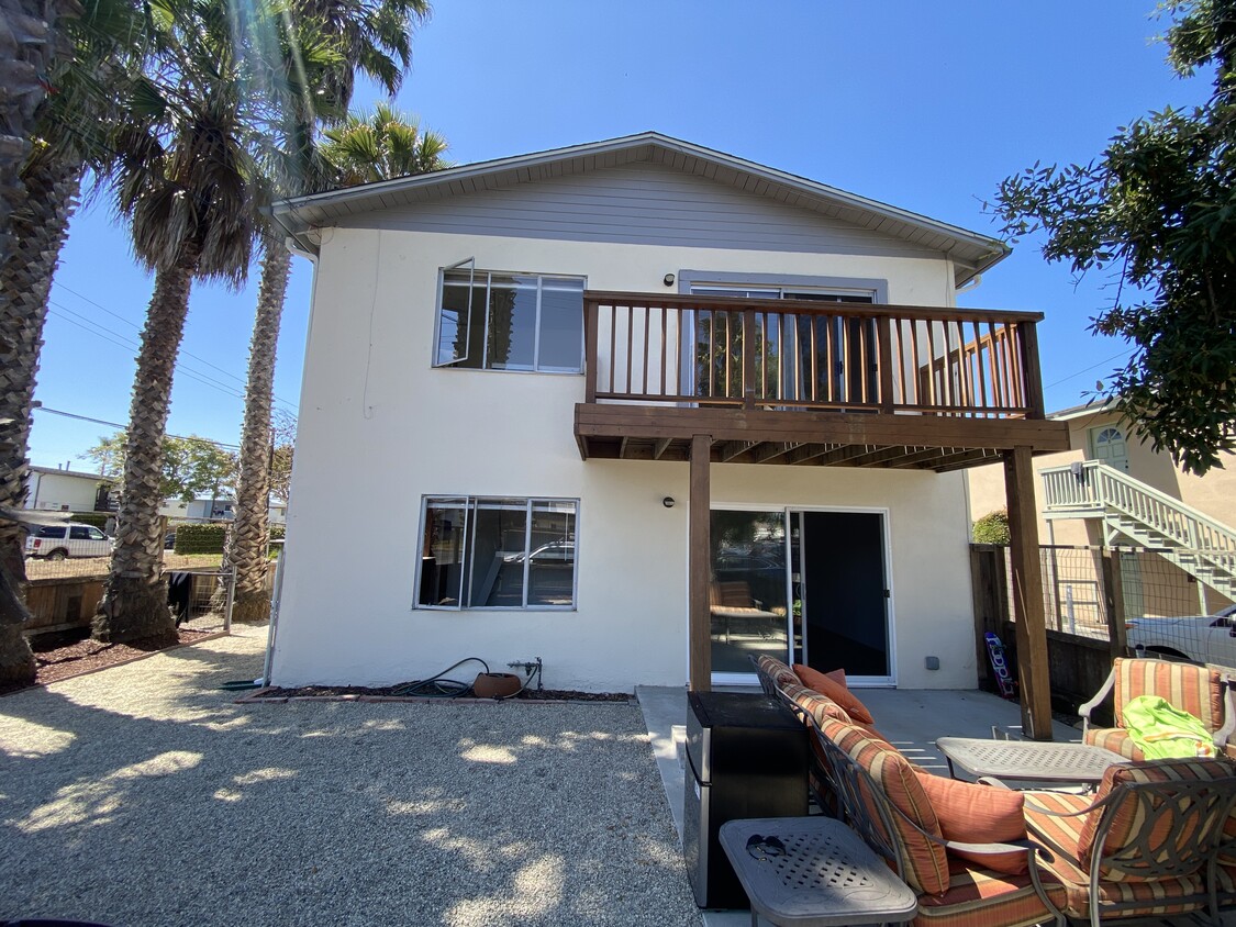 Foto principal - 6705 Trigo Rd