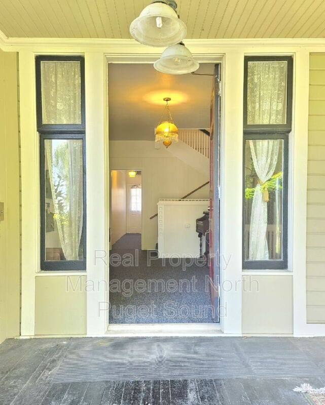 Building Photo - 2301 Rucker Ave