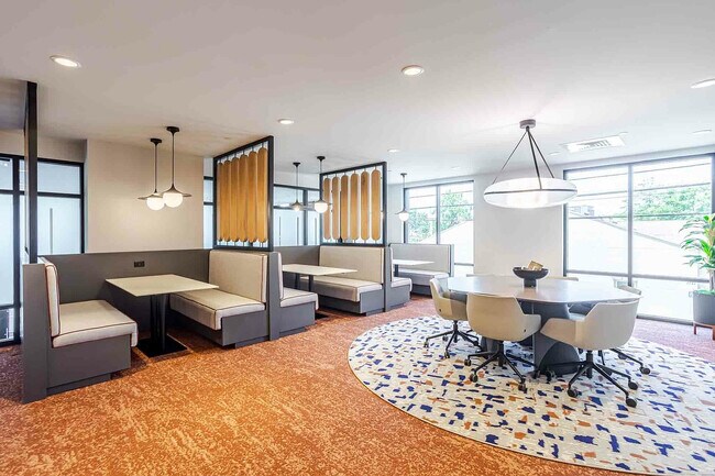 Aspire-Midtown-POI-04 - Aspire Midtown Apartments