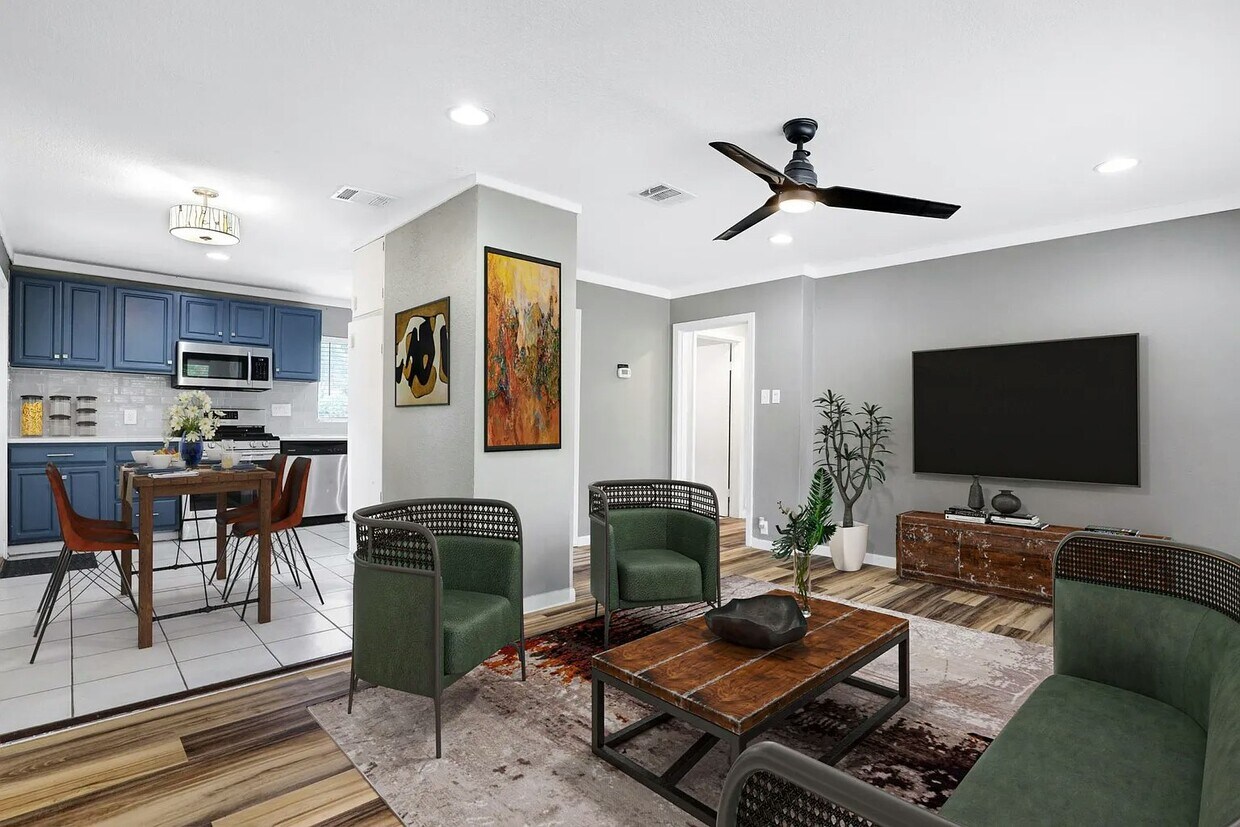 Photo - 235 Saratoga Drive, Unit Unit 3