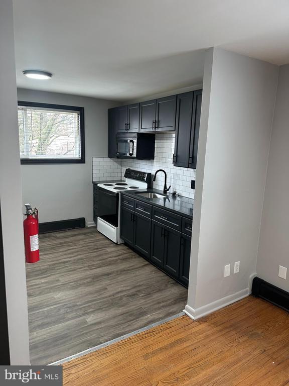 Foto del edificio - 517 Morgan Ave