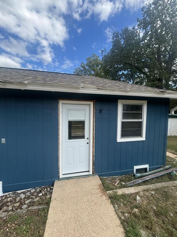 Primary Photo - 1527 Cranfield Rd