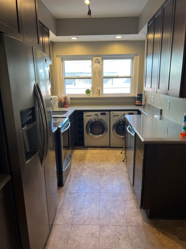 Foto del edificio - Amazing 2 Bedroom Condo in Indianapolis