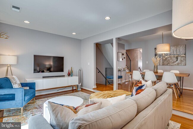 Building Photo - 3834 Brighton Ct