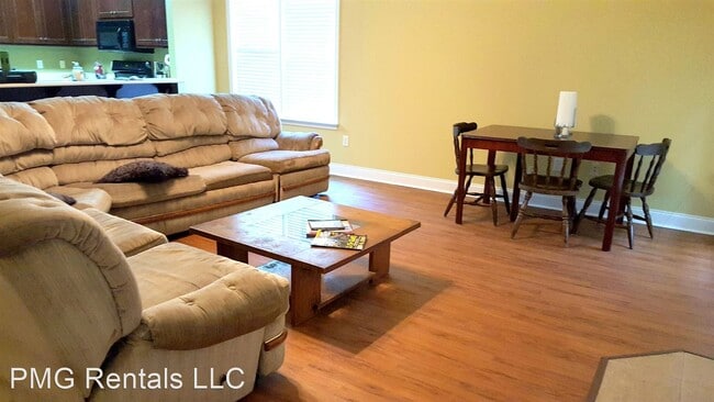 Building Photo - 2 br, 2 bath House - 1119 Golf Club Rd