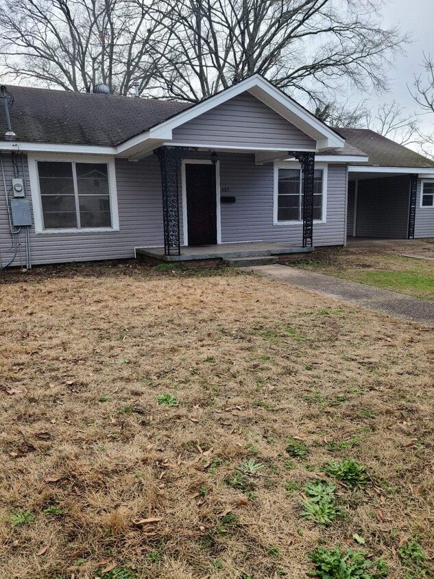 403 E Sevier St, Benton, AR 72015 House Rental in Benton, AR