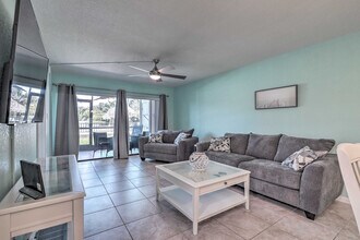 Building Photo - 6372 Palma Del Mar Blvd S