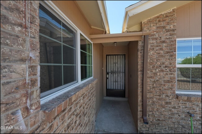 Building Photo - 11508 Jerry Lewis Way