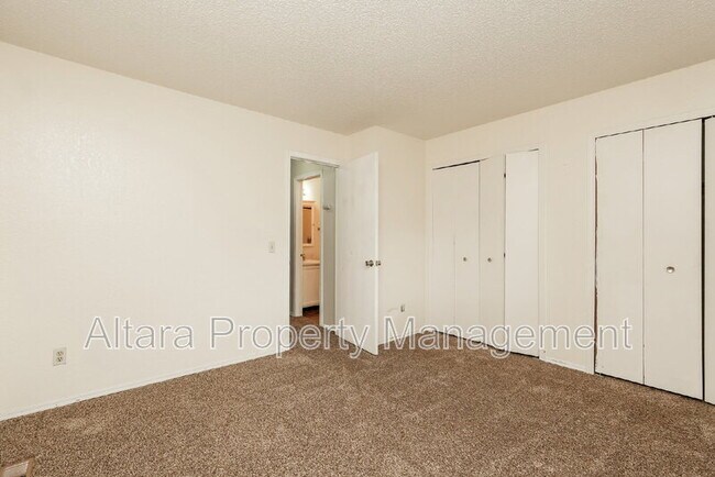 Foto del edificio - 2112 Boston Terrace