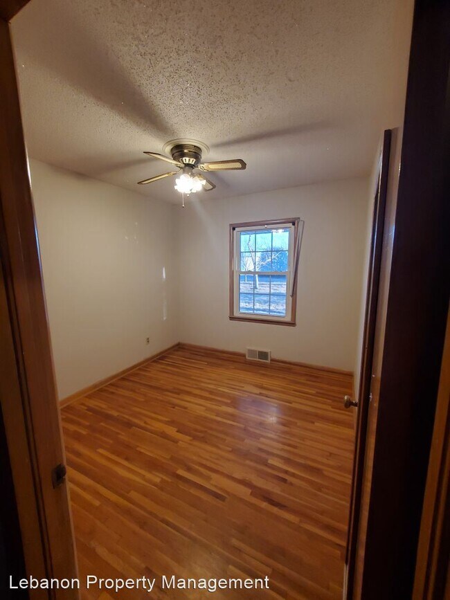 Building Photo - 3 br, 2 bath House - 221 West Bland