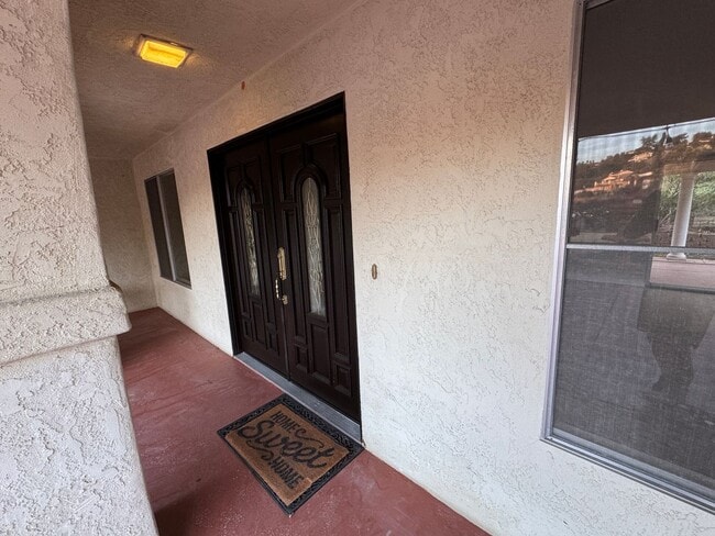 Foto del edificio - El Cajon Rancho Estate