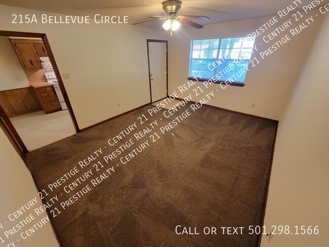 Building Photo - 215A Bellevue Circle