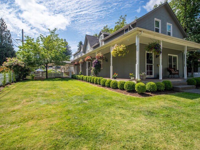 Building Photo - Coming soon! Large historic farmhouse- 5 b...