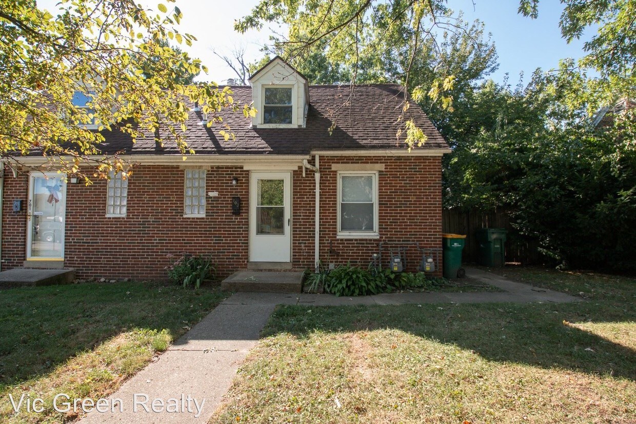 Primary Photo - 701 Winston Dr