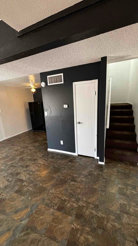 Building Photo - 3300 Civic Center Dr