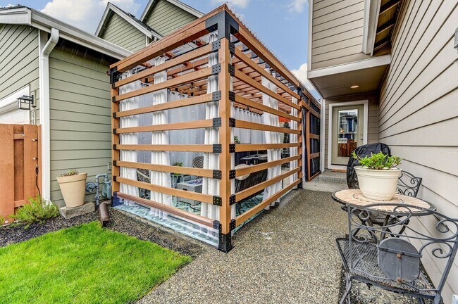 Foto del edificio - 4425 30th Dr SE