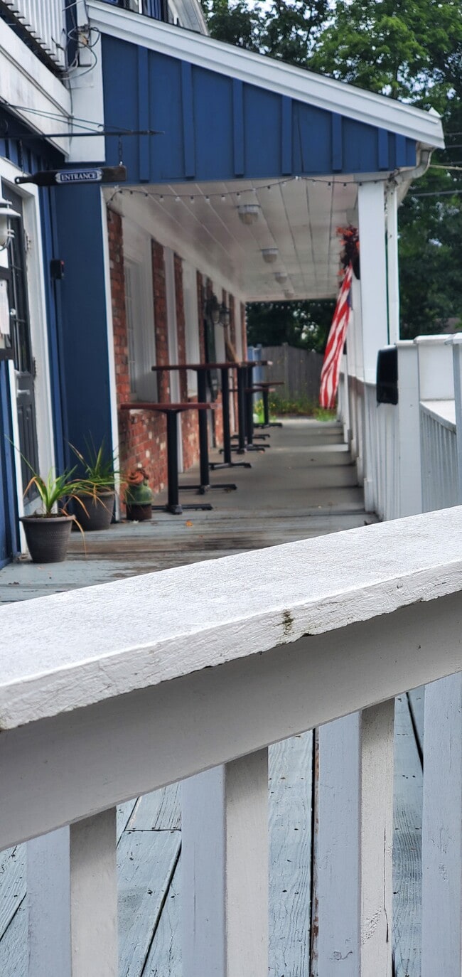 Building Photo - 79 MA-130