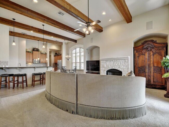 Building Photo - 2617 University Club Dr