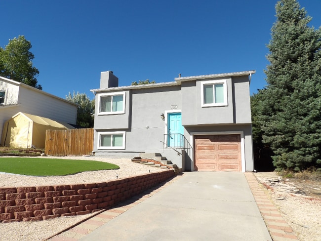 Foto del edificio - 5560 Sacramento Pl