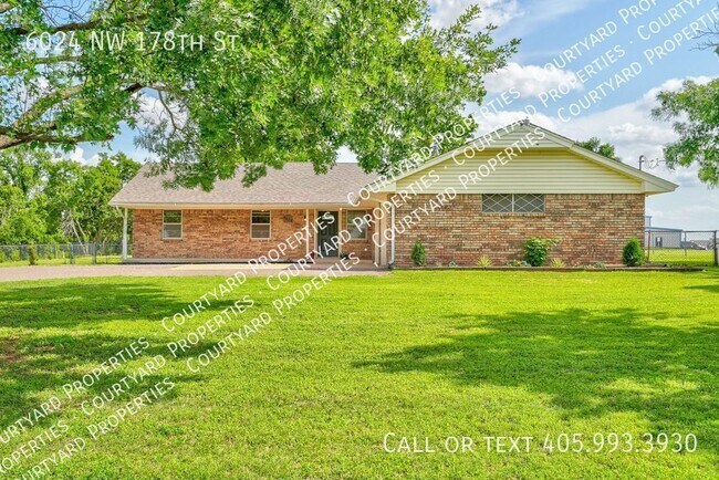 Building Photo - Acreage in Edmond