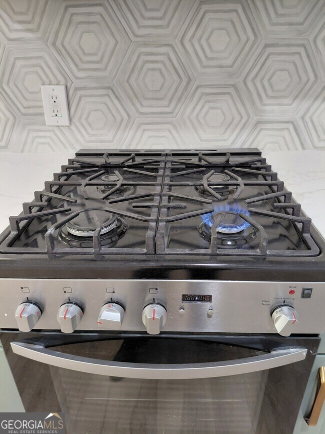 Building Photo - 344 Blossom Ave