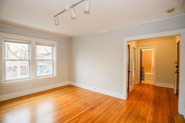 Foto del edificio - 3953 N Hoyne Ave