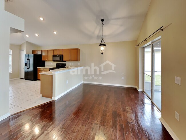 Foto del edificio - 7336 Pulteney Dr