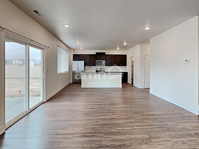 Foto del edificio - 9463 W Dove Creek St